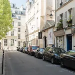 Le Marais - Rue Du Perche